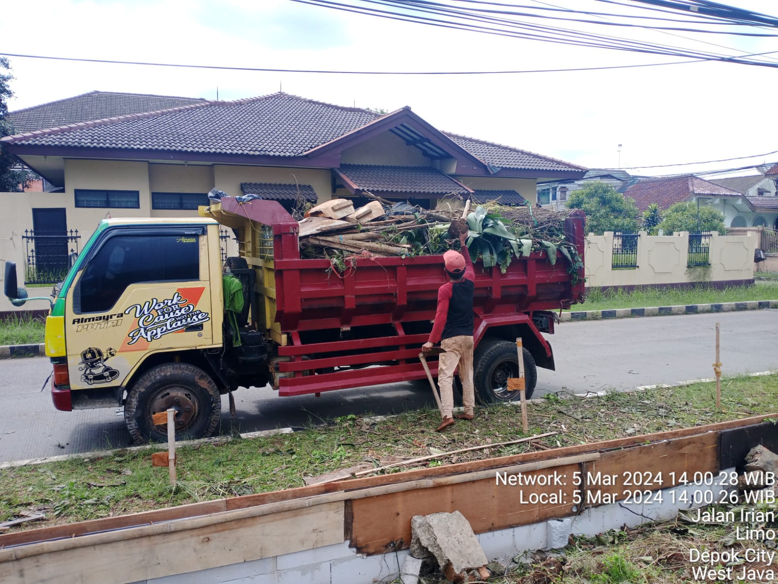 Dokumentasi Jasa Buang Sampah Pohon/Daun