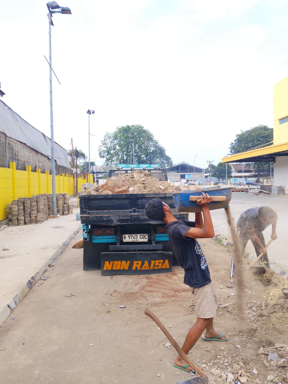 Dokumentasi Jasa Buang Tanah